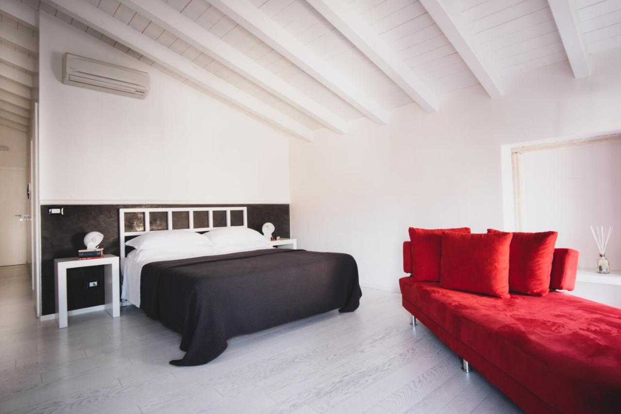 Casa Fola - City Centre Rooms Verona Bagian luar foto