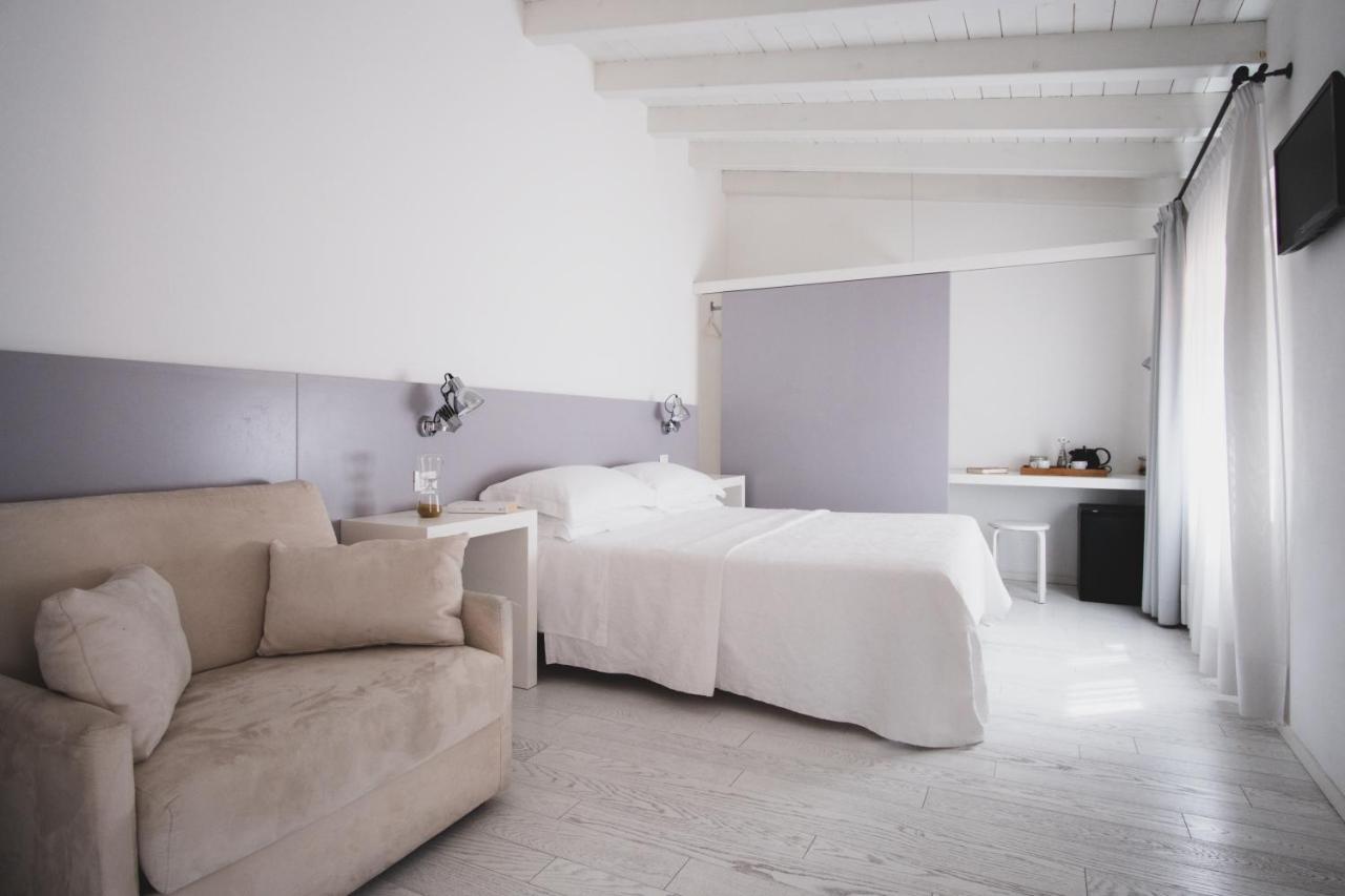 Casa Fola - City Centre Rooms Verona Bagian luar foto