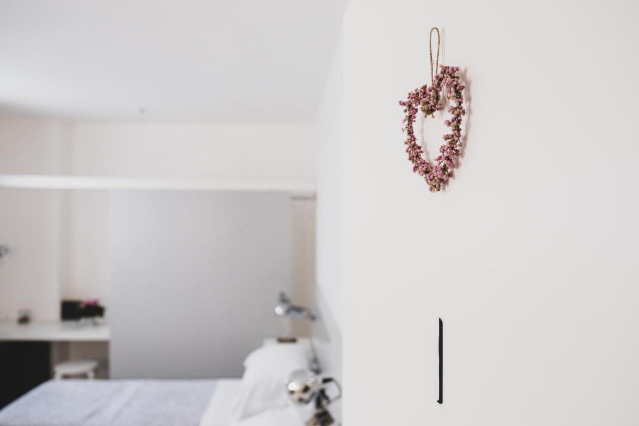 Casa Fola - City Centre Rooms Verona Bagian luar foto
